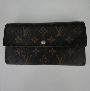 Louis Vuitton Monogram Sarah Wallet